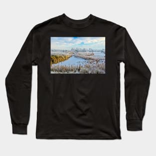 Winter at Rutland Water Nature Reserve Long Sleeve T-Shirt